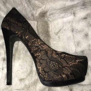 De Blossom Collection High Heels- Size 7